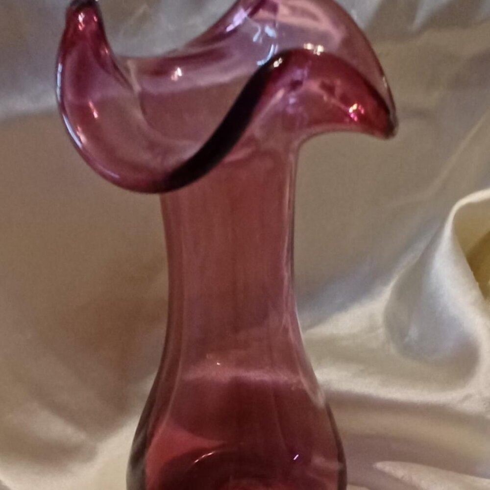 Vintage Pilgrim Cranberry Red Handkerchief Vase
